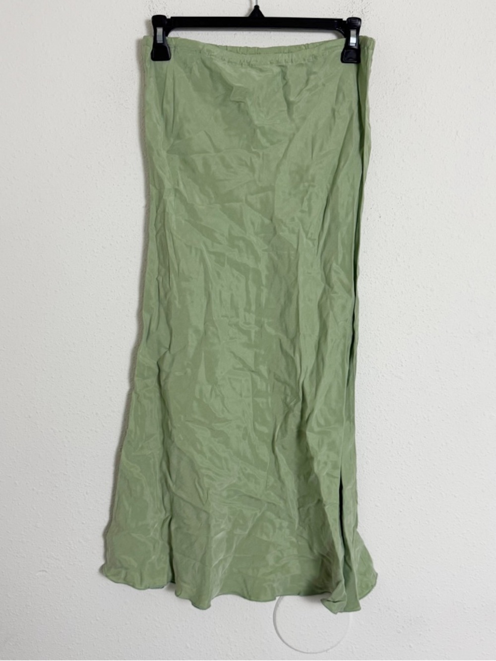 Djerf avenue pistachio dream midi skirt - Picture 2 of 4
